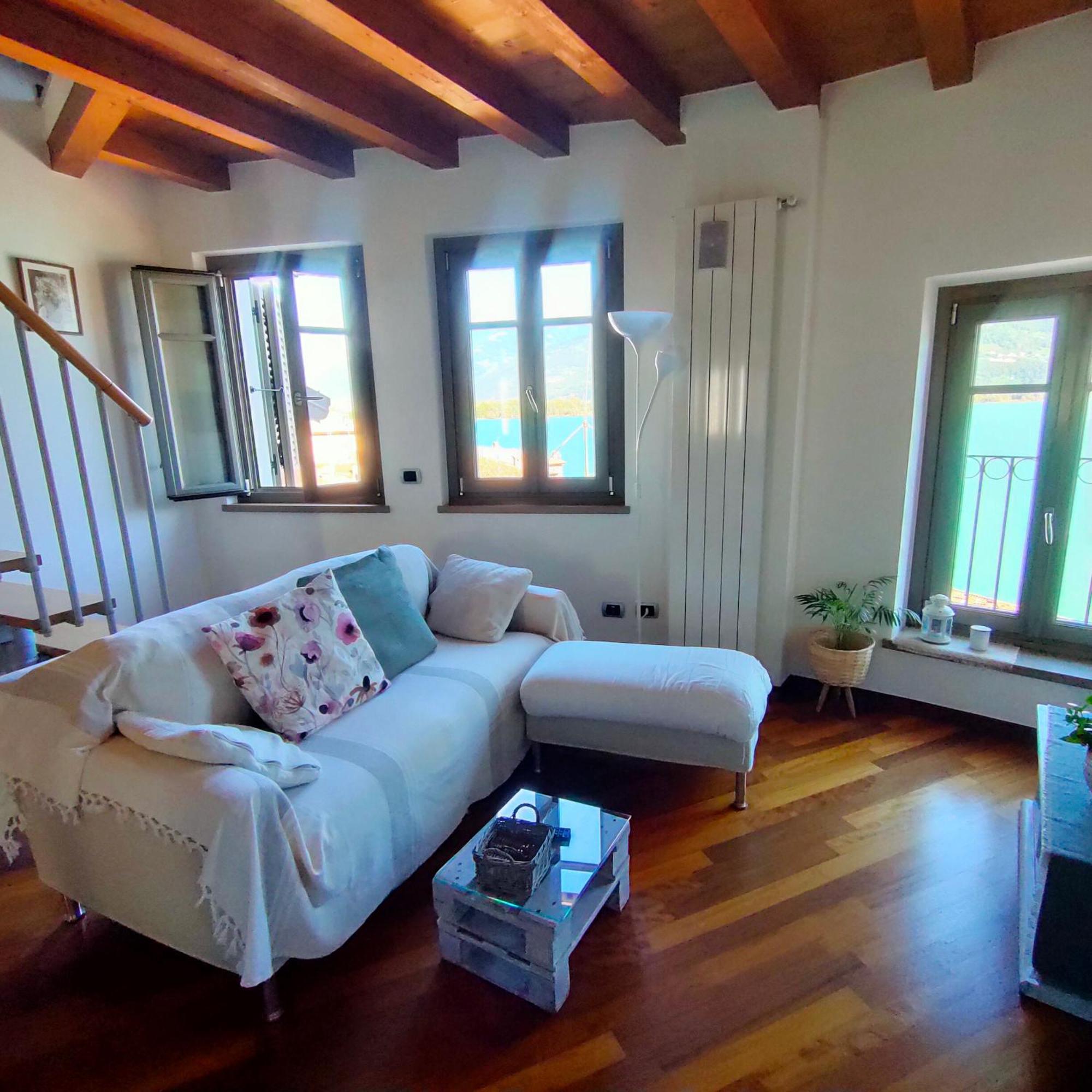 Casa Marina Διαμέρισμα Lovere Εξωτερικό φωτογραφία